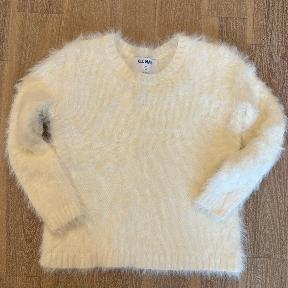 Girls Old Navy Fuzzy Sweater 2T - Picture 1 of 2